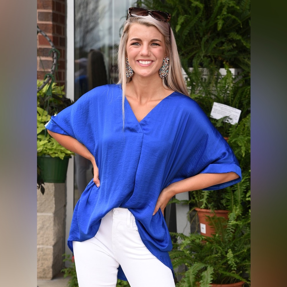 Glam “Mom’s Day Out” Breezy Blouse